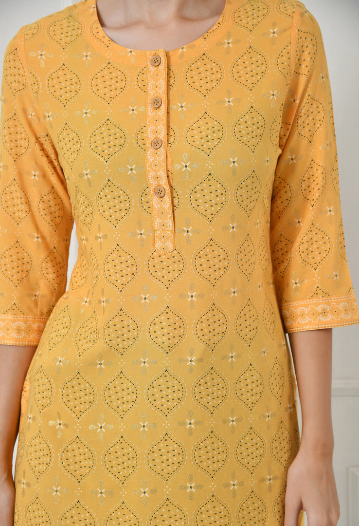 Women Self Design cotton  Straight Kurta