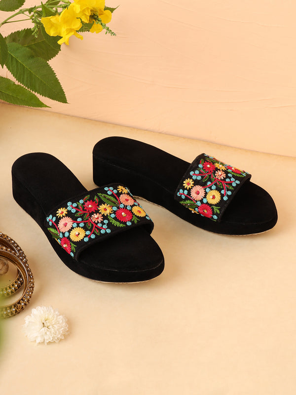 Pairs4U Black Canvas upper Flip-Flop Flats with Embroidered For Womens