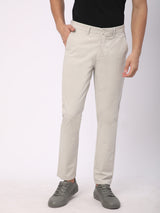 Stitch Hub Light Grey Fine Twill Cotton Chinos For Men- Regular Fit With Solid Pattern